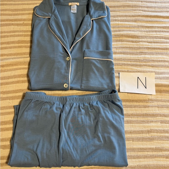 Eberjey GISELE Short Sleeve & Crop PJ Set in Coastal Blue & Ivory. PERFECT! Sz M - Picture 15 of 16